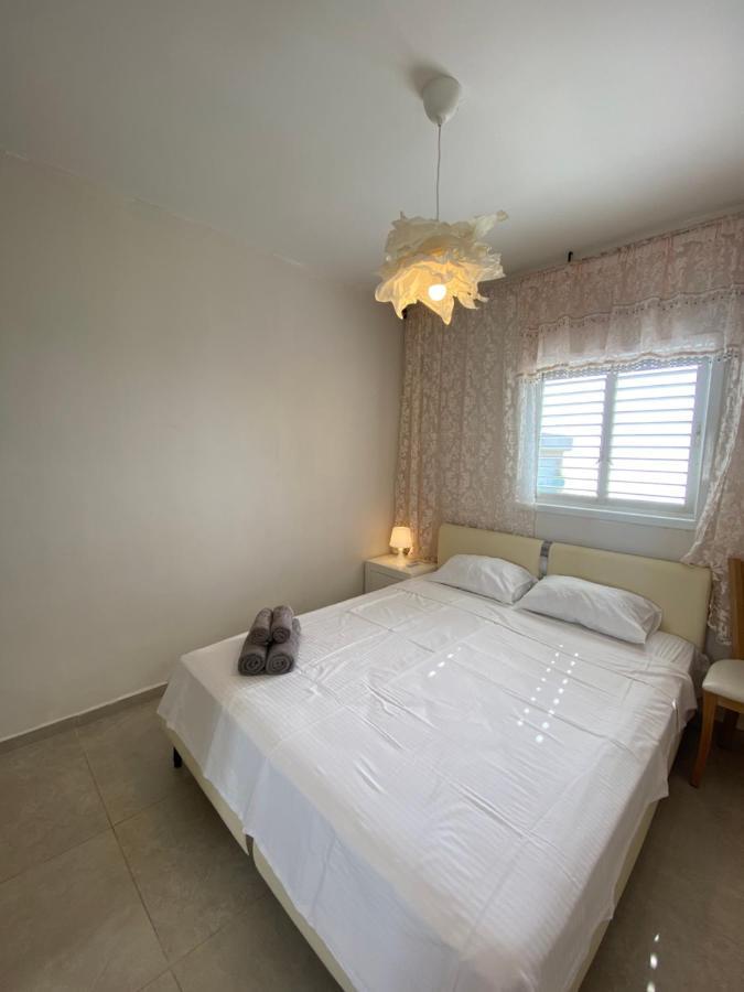 Apartment Oskar Beach Bat Yam Exterior photo