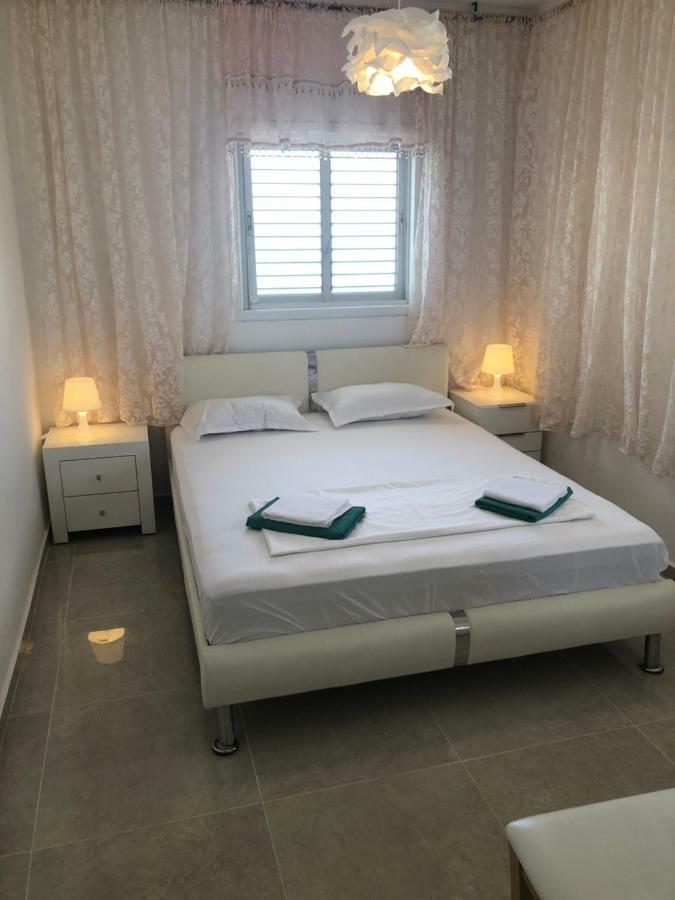 Apartment Oskar Beach Bat Yam Exterior photo